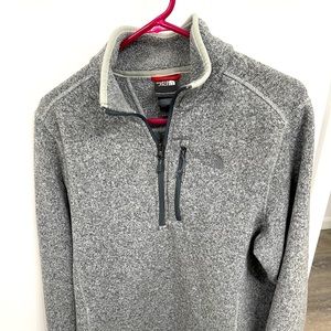 North Face 1/4 Zip Pullover Sweatshirt